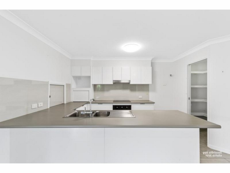 10 Gee Place, Gracemere QLD 4702